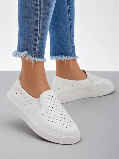 Chaussures à enfiler perforées pour femmes Royalfashion Emayla