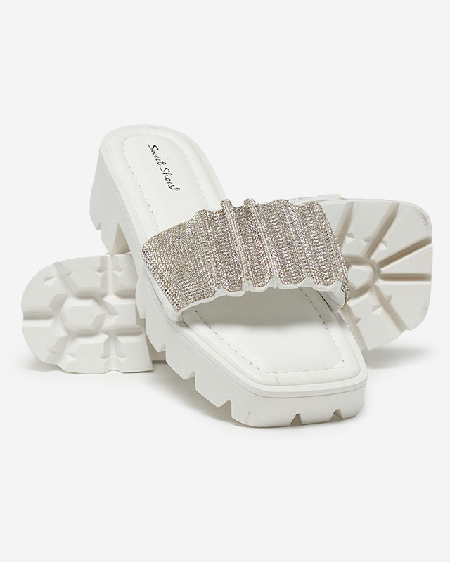 OUTLET Chaussons blancs pour femmes avec zircons cubiques Emkoy- Footwear