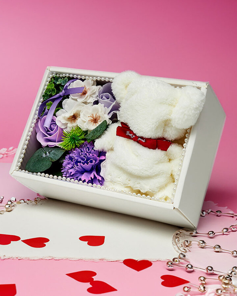 Royalfashion Flowerbox Fleurs dans une boîte avec un ours en peluche