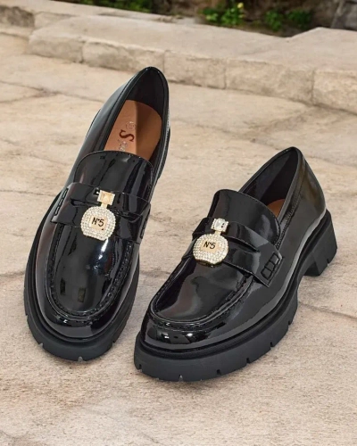 Royalfashion Mocassins laqués pour femme Bemies