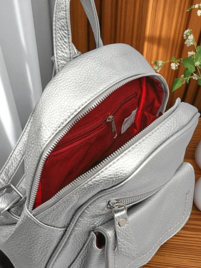 Sac à dos pour femme Selene Silver en cuir écologique Królewska Moda, 25x25 cm