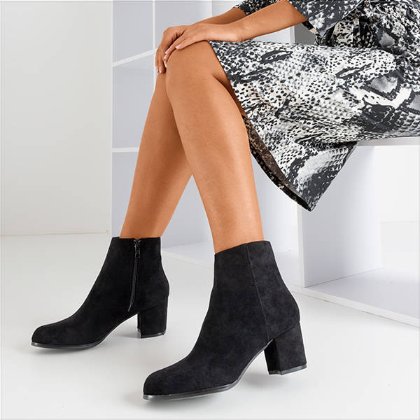 Bottines noires pour femmes sur un poteau bas Michela - Footwear