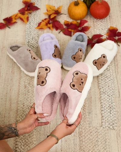 Royalfashion Pantoufles en fourrure pour femme avec ours en peluche en rose Fetemes