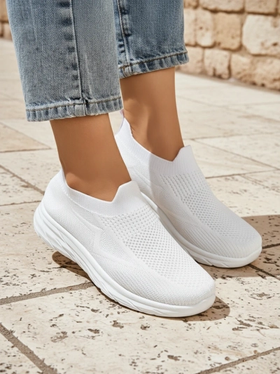 Royalfashion Chaussures de sport à enfiler pour femmes Whites