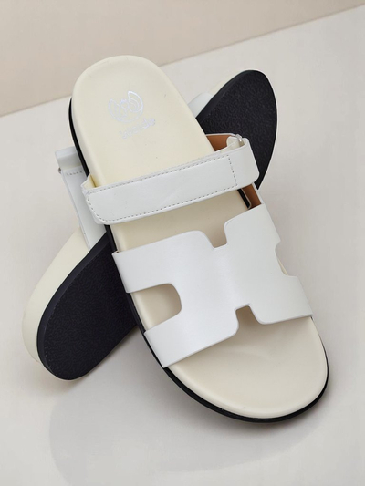 Chaussons femme Royalfashion Arian à semelle plate