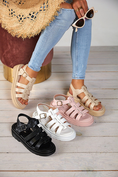 OUTLET Sandales noires pour femme sur semelle plus épaisse Gacino - Footwear