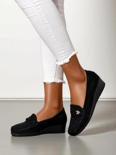 Mocassins pour femmes Royalfashion sur une semelle compensée basse Polefle