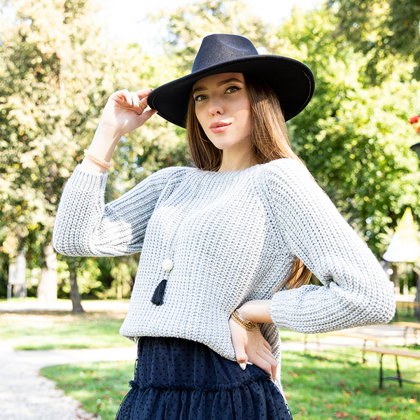 Pull gris clair avec chaîne - Vêtements