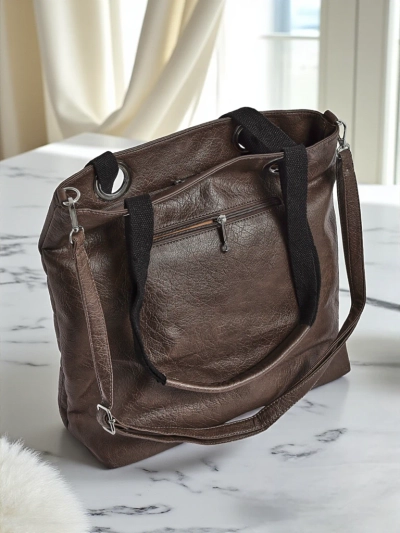 Sac pour femme Hera gris en cuir écologique avec fermeture éclair et rivets