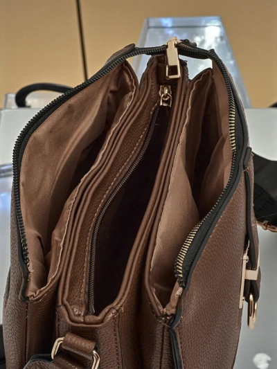 Sac à Main Venezia Élégant en Cuir Écologique de Couleur Marron Foncé