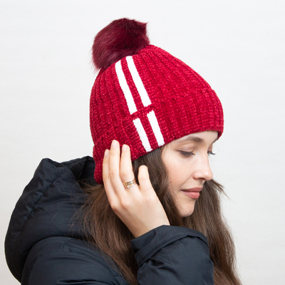 Bonnet isolé marron avec rayures blanches et pompon - Accessoires