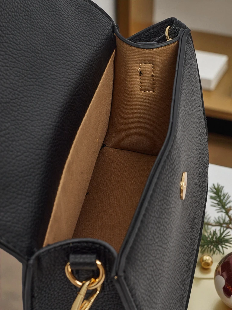 Petit sac à main pour femmes en cuir écologique Solmira