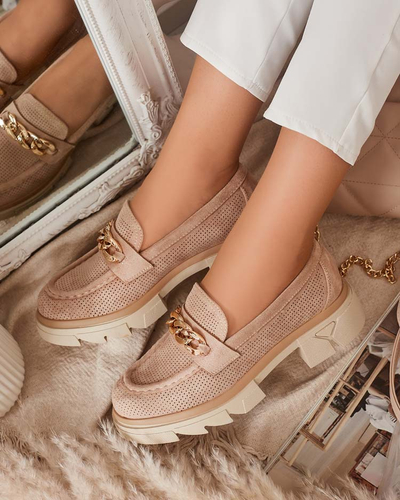 Mocassins en daim écologique avec décoration dorée en marron clair Zaffix- Footwear