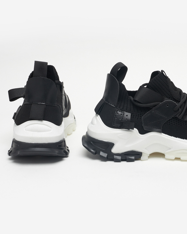 OUTLET Chaussures de sport pour femme noires sur semelle massive Tiroka - Footwear