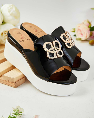 Royalfashion Tongs laquées pour femme sur Sailla