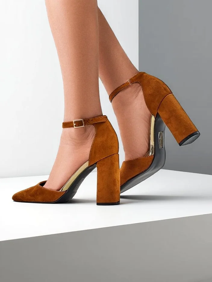 Chaussures en éco daim Royalfashion pour femmes Calde