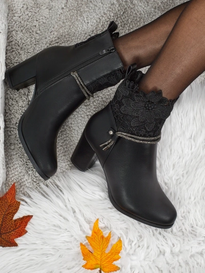 Bottines Luna Noires Élégantes avec Dentelle