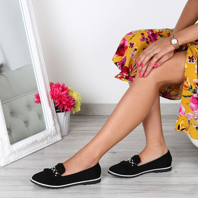 Czarne mokasyny z frędzlami i ćwiekami - Obuwie