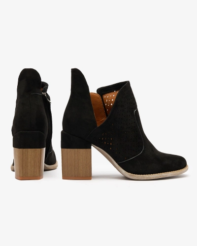 Royalfashion Bottes pour femmes noires à tige et découpe Neafla