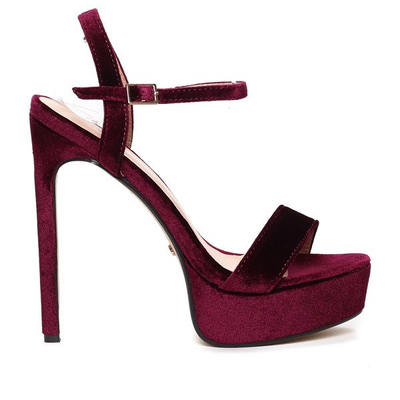 Burgundowe szpilki z weluru - Obuwie