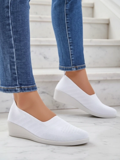 Fleur Blanche Thermis - Élégantes Chaussures Compensées pour Femmes