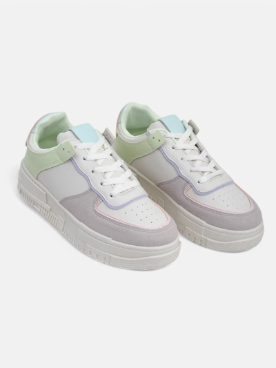 Sneakers pour femmes Lycaste beiges en cuir écologique à semelle plate