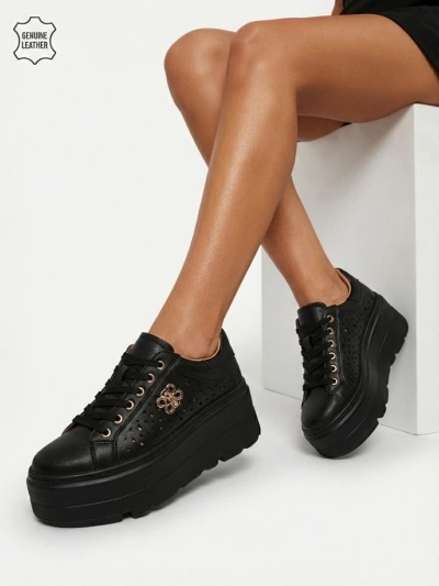 Baskets de sport ajourées en cuir naturel pour femmes Atelle