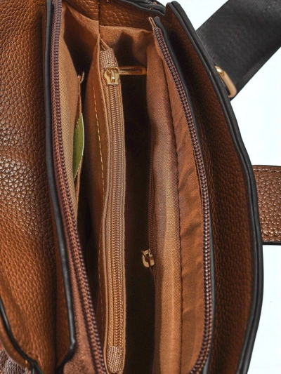 Sac pour femme Aurelia - marron foncé, cuir écologique verni, 22x20cm