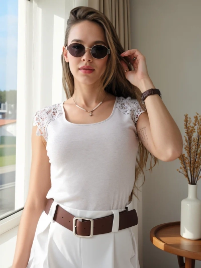 T-shirt en coton pour femmes Royalfashion avec manches en dentelle
