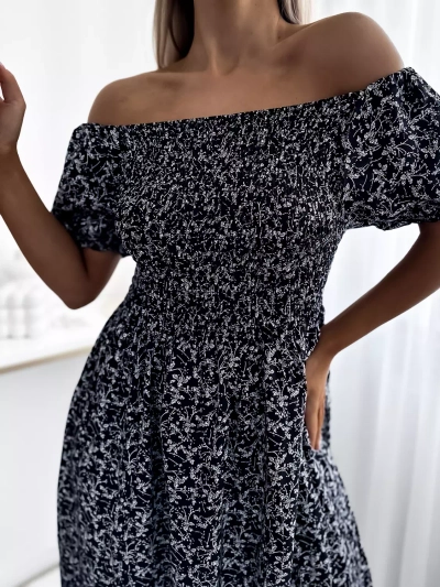 Robe midi à fleurs pour femme noire - Vêtements