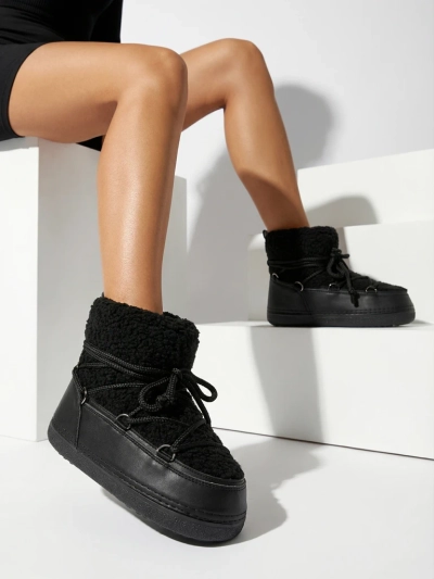 Bottes de neige pour femmes avec peau de mouton Uvella