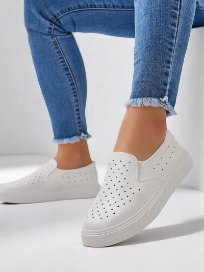 Chaussures à enfiler perforées pour femmes Royalfashion Emayla