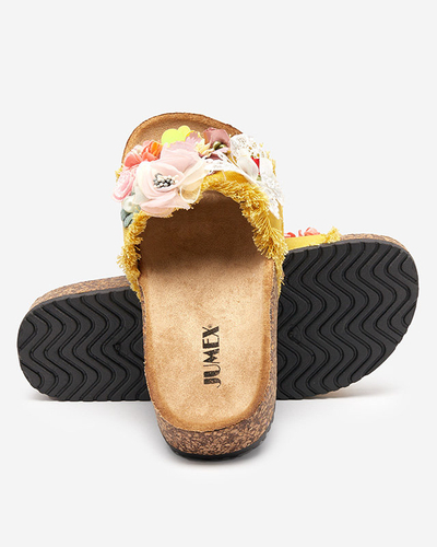 Pantoufles pour femmes avec fleurs en tissu en jaune Ososi - Chaussures