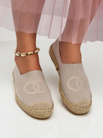 Aurelia Espadrilles Royalfashion Beige – Chaussures plates à enfiler pour femmes