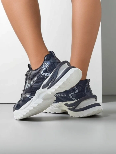Royalfashion Baskets de sport pour femmes sur une semelle plus épaisse Nettes
