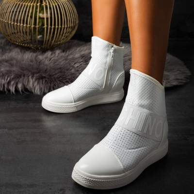 Białe sneakersy z napisem Alkeria - Obuwie