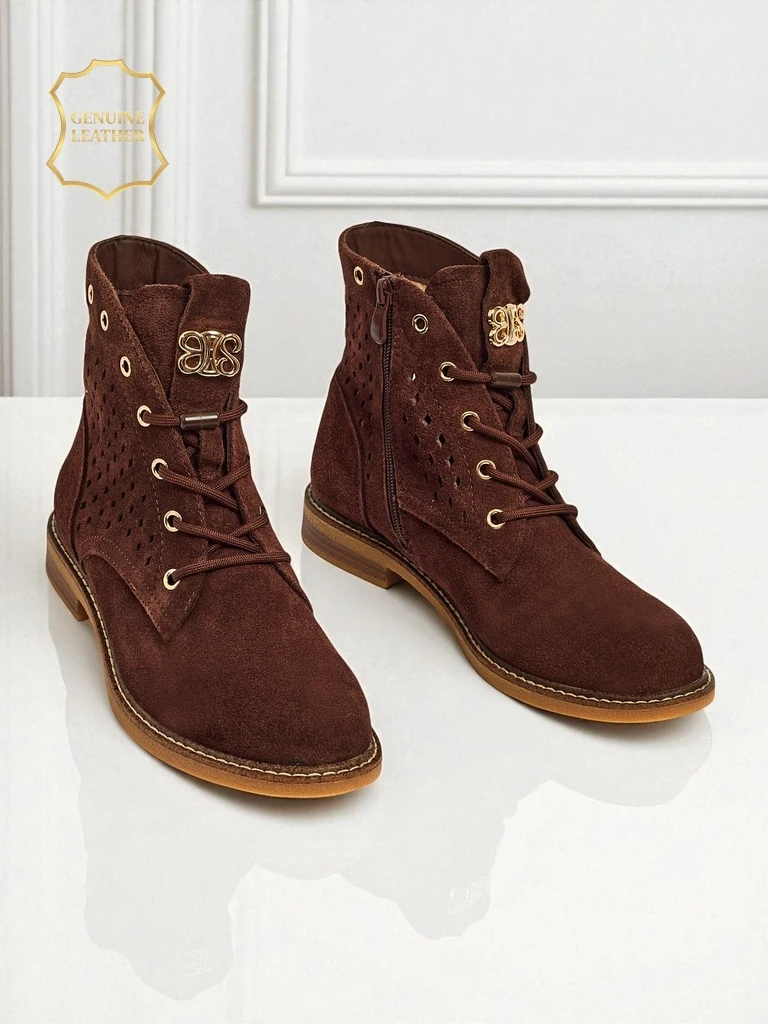 Aurelia Bottines en Daim Marron avec Fourrure Ajourées Élégantes 2,5cm