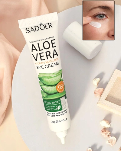 Crème pour les yeux Sadoer à l'Aloe Vera Hydratation profonde