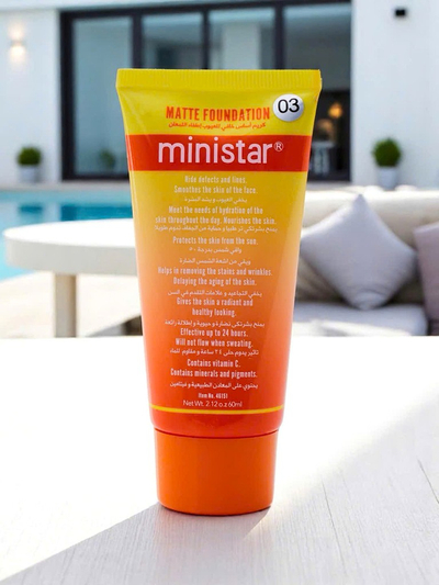 MINI STAR Crème BB hydratante à la vitamine C avec fini mat Miel