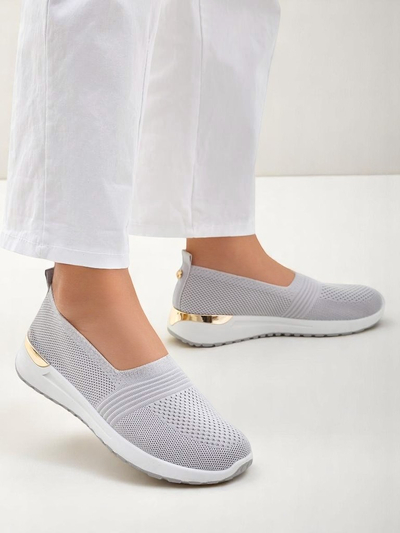 Chaussures à enfiler en tissu pour femmes Royalfashion Perfeti