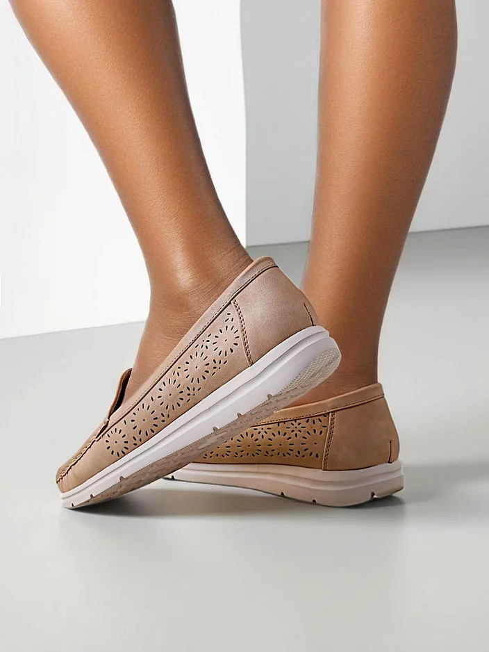 Royalfashion Mocassins perforés pour femmes Besset