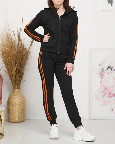 Ensemble noir isolé pour femmes composé d'une blouse et d'un pantalon avec des rayures orange fluo- Vêtements