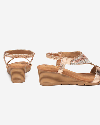 OUTLET Sandales pour femmes avec zircons sur un talon compensé en rose et or Serrifo- Shoes