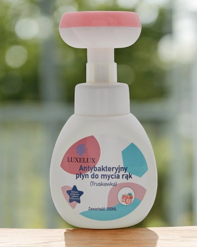 Luxelux Savon antibactérien pour les mains strawberry 300 ml