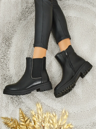 Bottines en cuir écologique avec zircons Novira