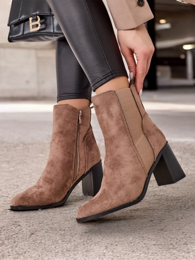 Les bottines pour femmes Royalfashion à talon Enotto