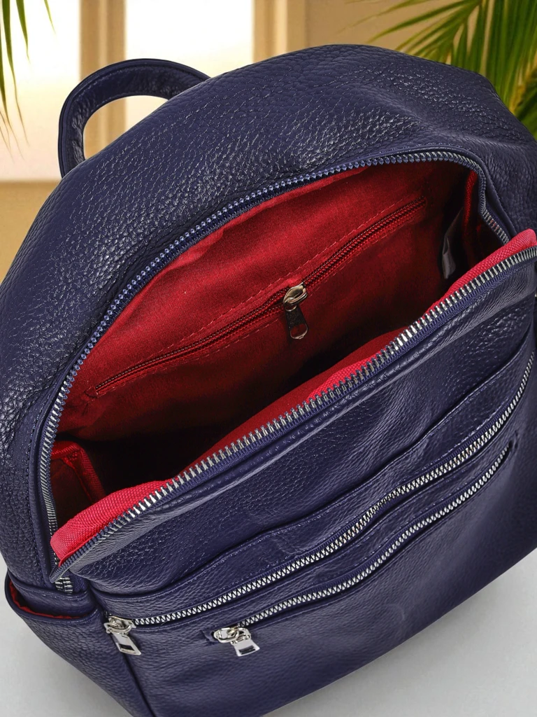 Sac à dos pour femmes Calista Bleu Marine en cuir écologique avec fermeture éclair A4