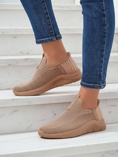 Chaussures slip-on pour femmes Selene Beige - baskets confortables à talons plats