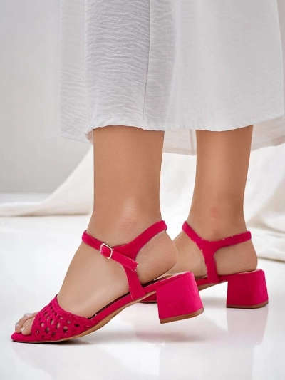 Sandales perforées pour femmes Royalfashion Azopi