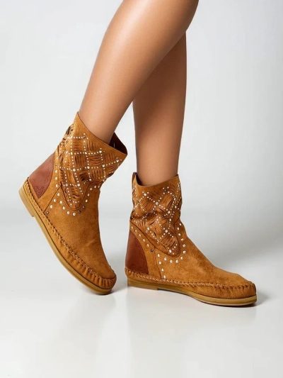 Bottines pour femmes Royalfashion avec un petit talon et des clous Style indien